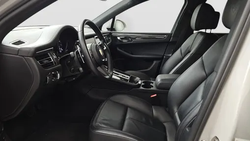 PORSCHE Macan Macan T