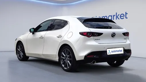 MAZDA 3 3 2.0 mHEV Hikari