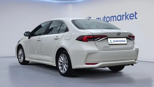TOYOTA Corolla Corolla 1.5 Comfort