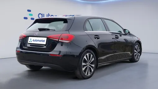 MERCEDES-BENZ A Klasa A 200 d Progressive 8G-DCT