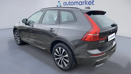 VOLVO XC60 XC60 B5 B AWD Plus Dark aut