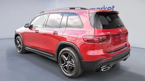 MERCEDES-BENZ GLB GLB 200 mHEV AMG Line 7G-DCT Nowy