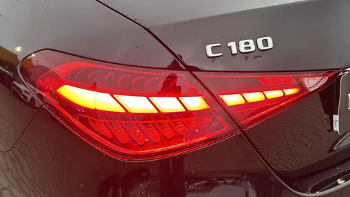 MERCEDES-BENZ C Klasa C 180 mHEV AMG