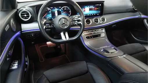 MERCEDES-BENZ E Klasa E 220 d 4-Matic AMG