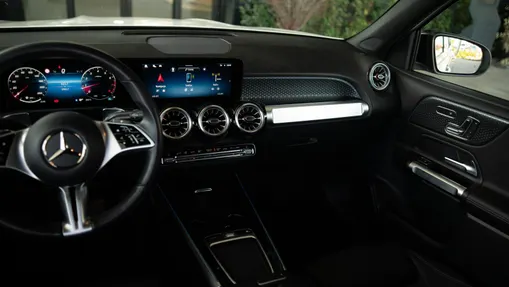 MERCEDES-BENZ GLB GLB 200 mHEV 7G-DCT