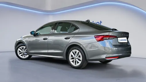 SKODA Octavia Octavia 1.5 TSI mHEV Selection DSG