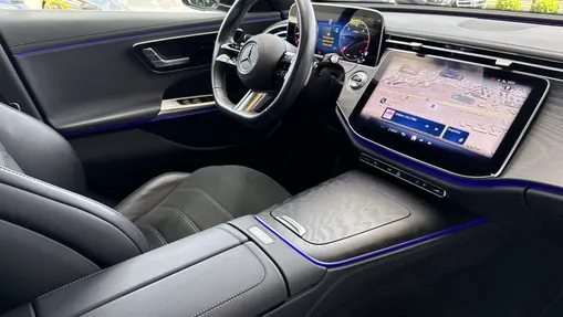 MERCEDES-BENZ E Klasa E 220 d mHEV 4-Matic AMG 9G-Tronic