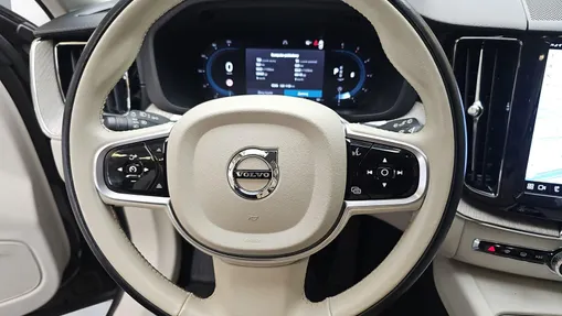 VOLVO XC60 XC60 B4 D AWD Inscription aut