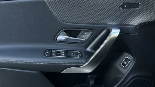MERCEDES-BENZ CLA CLA 180 mHEV Progressive 7G-DCT