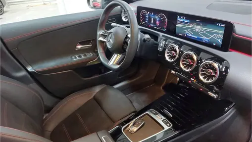 MERCEDES-BENZ CLA CLA 220 mHEV 4-Matic AMG Line 8G-DCT