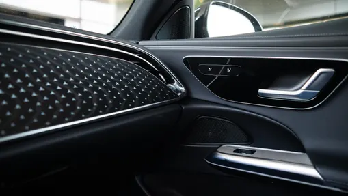 MERCEDES-BENZ E Klasa E 220 d mHEV 4-Matic AMG 9G-Tronic