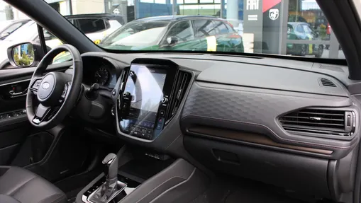 SUBARU Forester Forester 2.0i-L Platinum (EyeSight) Lineartronic