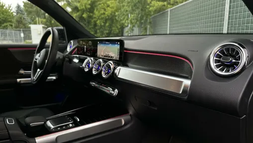 MERCEDES-BENZ GLB GLB 200 mHEV Progressive 7G-DCT
