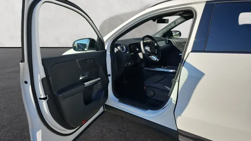 MERCEDES-BENZ GLA GLA 180 mHEV Progressive 7G-DCT
