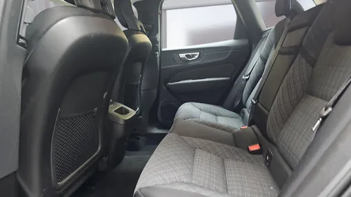 VOLVO XC60 XC60 B4 B Essential aut