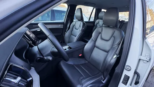 VOLVO XC90 XC90 B5 B AWD Plus Bright 7os aut