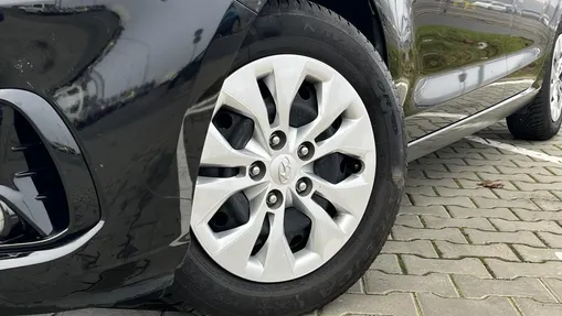 HYUNDAI i30 i30 1.5 DPI Modern