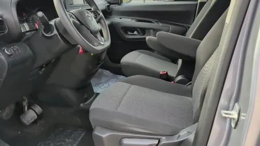 OPEL Combo Van Combo-e XL Cargo (bryg.)