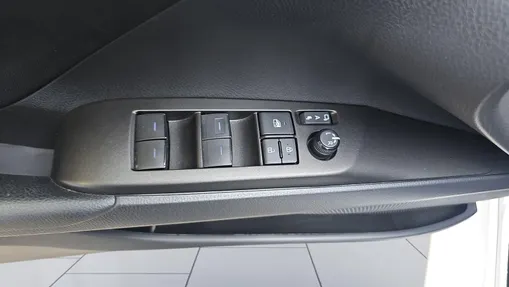 TOYOTA Camry Camry 2.5 Hybrid Comfort CVT