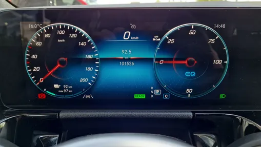 MERCEDES-BENZ EQA EQA 300 66.5kWh 4-Matic Progressive