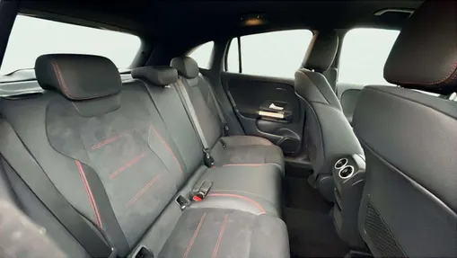 MERCEDES-BENZ GLA GLA 200 mHEV AMG Line 7G-DCT Nowy