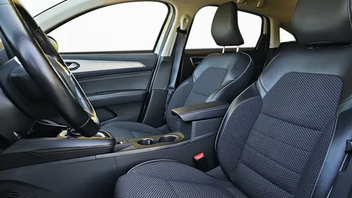 RENAULT Arkana Arkana 1.6 E-TECH Intens MMT