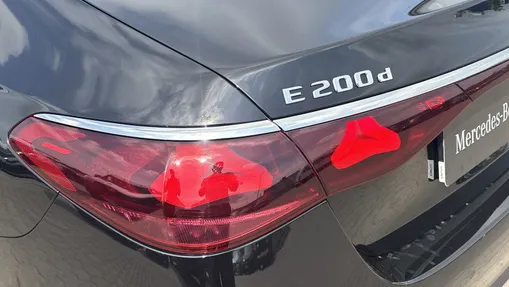 MERCEDES-BENZ E Klasa E 200 d mHEV Avantgarde 9G-Tronic