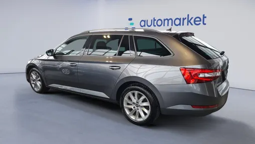 SKODA Superb Superb 2.0 TDI SCR Ambition DSG