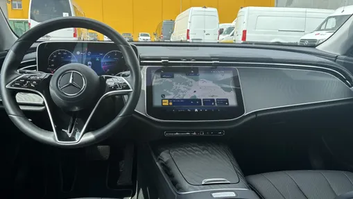 MERCEDES-BENZ E Klasa E 200 d mHEV Avantgarde 9G-Tronic