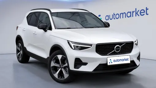 VOLVO XC40 XC40 B4 Plus Dark aut