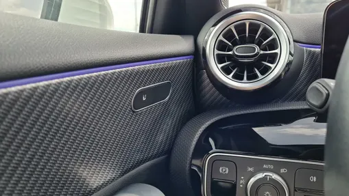 MERCEDES-BENZ A Klasa A 200 Progressive 7G-DCT