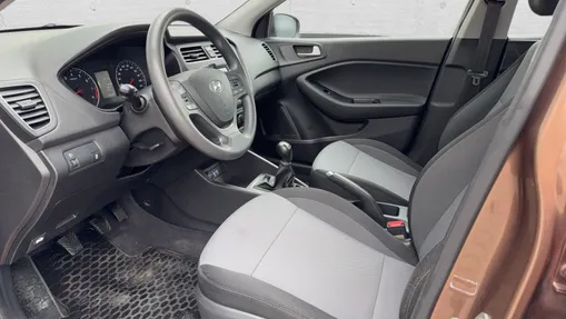 HYUNDAI i20 i20 1.2 Classic Plus