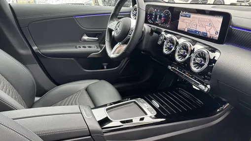 MERCEDES-BENZ CLA CLA 180 mHEV Progressive 7G-DCT