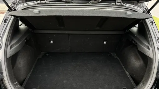 HYUNDAI i30 i30 1.5 DPI Modern