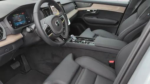 VOLVO XC90 XC90 B5 B AWD Plus Bright 7os aut