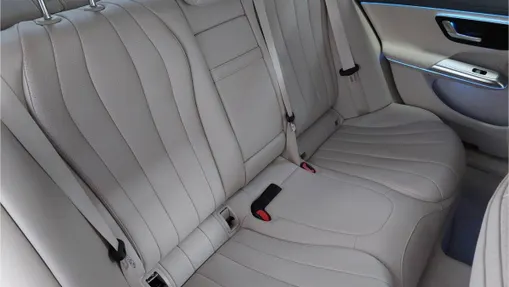 MERCEDES-BENZ E Klasa E 200 mHEV 4-Matic Avantgarde 9G-Tronic
