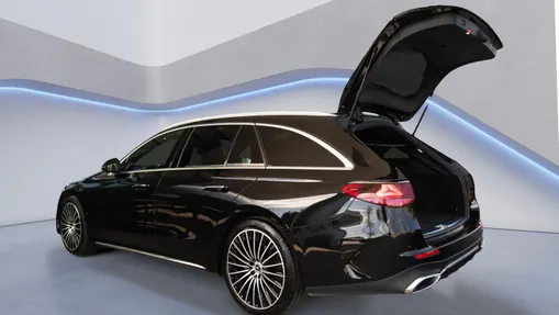 MERCEDES-BENZ E Klasa E 220 d mHEV 4-Matic AMG 9G-Tronic