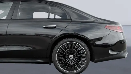 MERCEDES-BENZ E Klasa E 220 d mHEV 4-Matic AMG 9G-Tronic