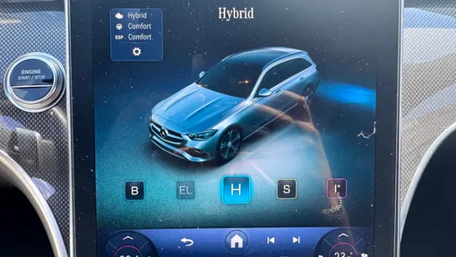 MERCEDES-BENZ C Klasa C 300 e PHEV AMG