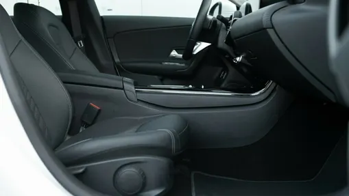 MERCEDES-BENZ CLA CLA 200 mHEV 7G-DCT