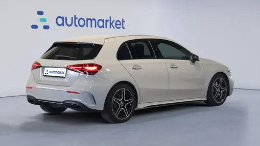 MERCEDES-BENZ A Klasa A 220 4-Matic AMG Line 8G-DCT