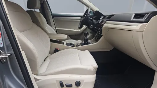 SKODA Superb Superb 2.0 TDI SCR Style