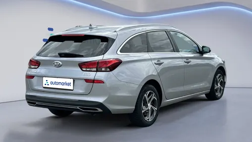 HYUNDAI i30 i30 1.0 T-GDI Smart DCT