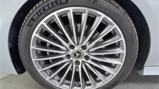 MERCEDES-BENZ CLA CLA 220 mHEV 4-Matic AMG Line 8G-DCT