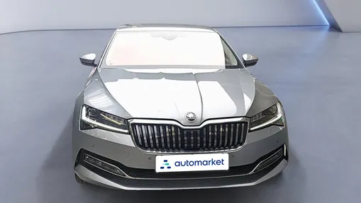 SKODA Superb Superb 2.0 TDI SCR Style