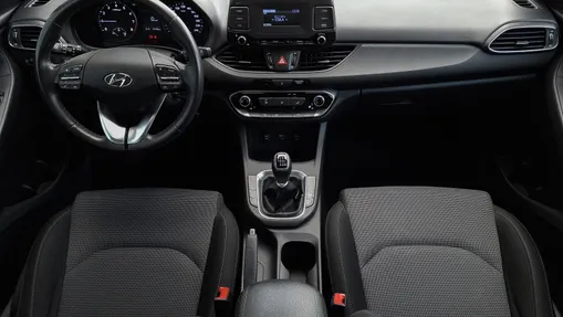HYUNDAI i30 i30 1.0 T-GDI Modern