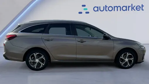HYUNDAI i30 i30 1.0 T-GDI Smart