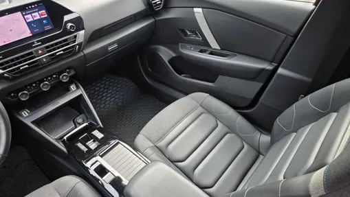 CITROEN C4 X C4 X 1.2 PureTech Shine S&S EAT8