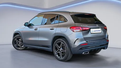 MERCEDES-BENZ GLA GLA 250 4-Matic AMG Line