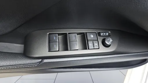 TOYOTA Camry Camry 2.5 Hybrid Prestige CVT